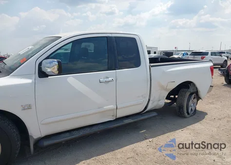 2004 Nissan Titan Se z USA, uszkodzony, nr VIN 1N6AA06A14N544921